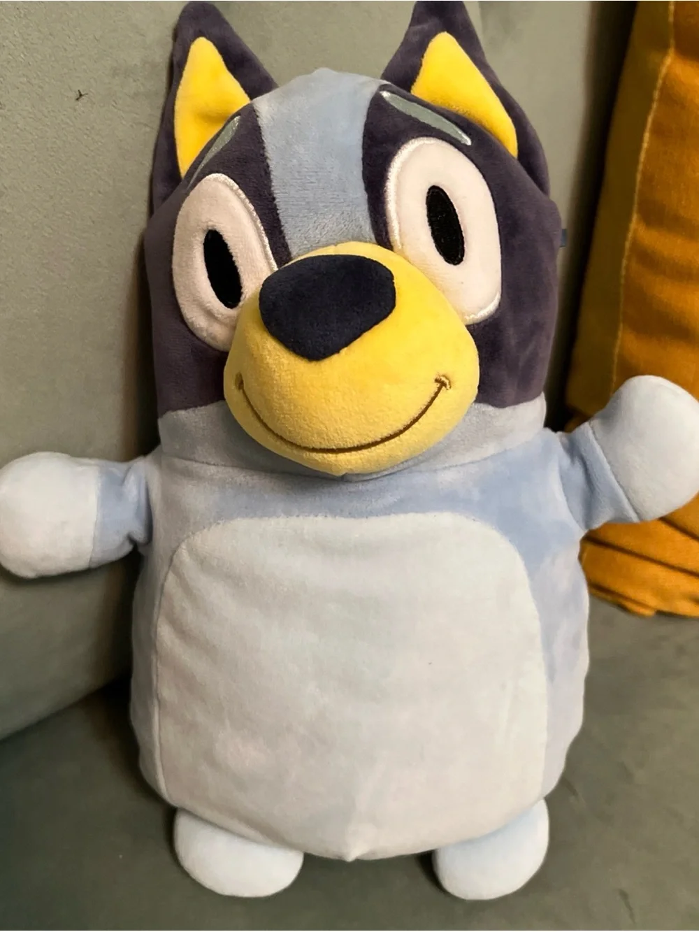 Bluey HugMees Squishmallow 10” plush - Picture 1 of 8